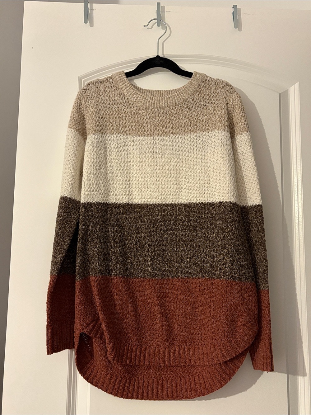 Pink Clover Colorblock Crewneck Sweater - Cream, Brown & Rust